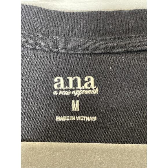 a.n.a A New Approach Shirt Womens Medium Black V-Neck Short Sleeve Cotton Tee - Picture 6 of 8